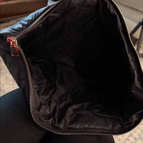 Kate Spade Quilted Black Laptop Case - Picture 4 of 4